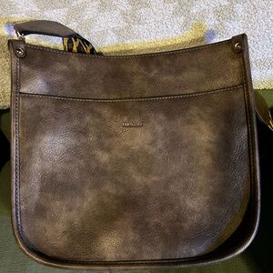Crossbody purse
